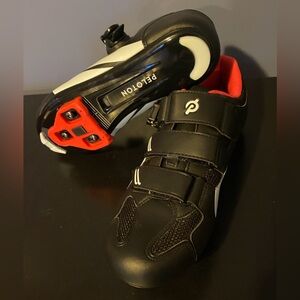 Peloton Unisex Bike Cycling Shoes With Cleats Size EU 39, US Women 8 - Men's 6.5
